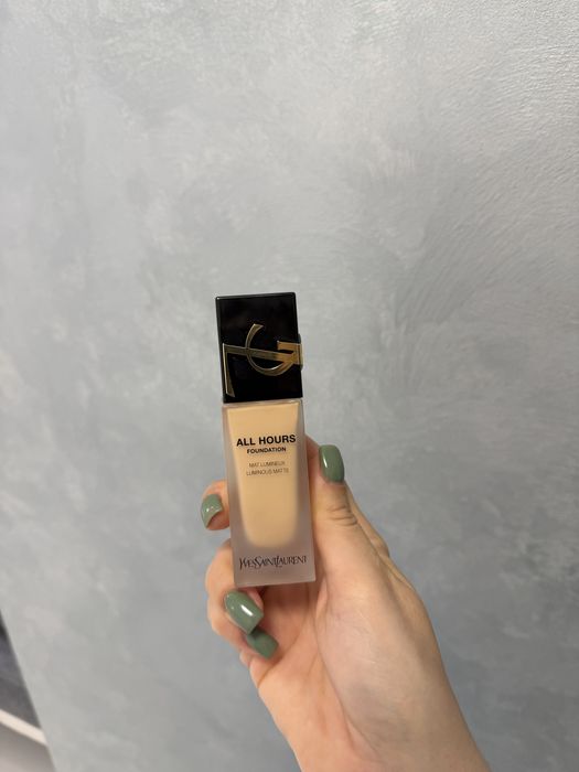 Yves Saint Laurent All Hours Fond De ten