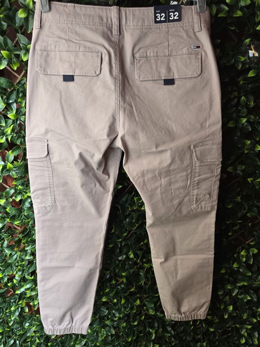 Tommy Hilfiger 32/32