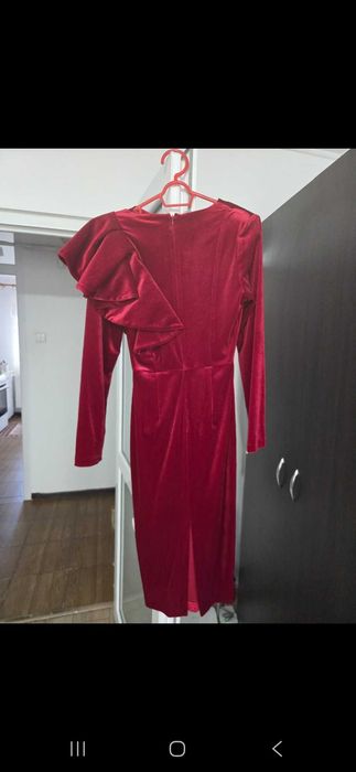 Rochie rosie catifea