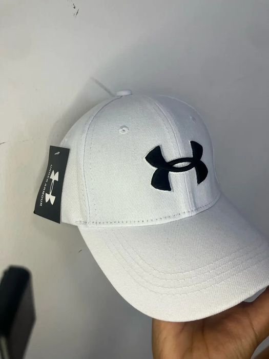 Under armour кепка