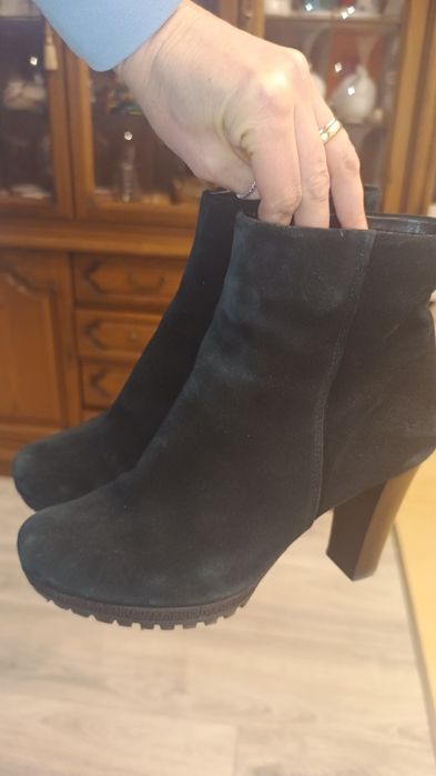 Ghetuțe din piele intoasa