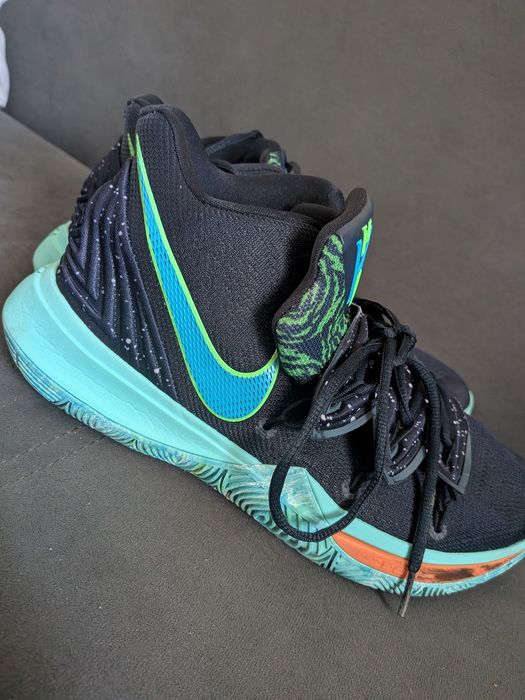 Nike Kyrie 5 UFO mărimea 45