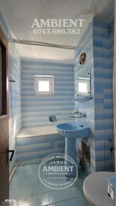 Apartament cu 2 camere, etaj 6 cu lift, VASLUI - zona CENTRU - AUROCOR