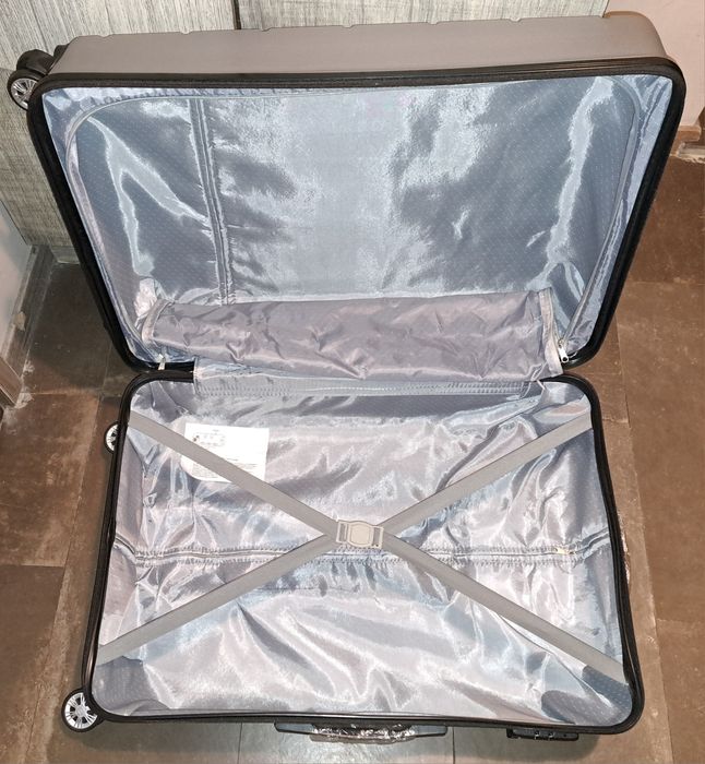 Голям куфар  ABS