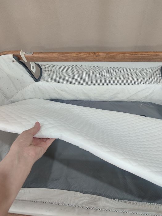 Продам манеж кровать в отличном состоянии.