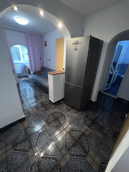 Apartament 2 camere decomandat Scoala 16 Abator