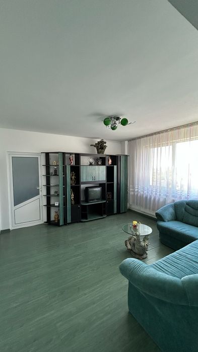 Închiriere apartament cu 3 camere ,zona Nord-Ploiești