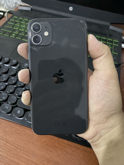 Продам IPHONE 11