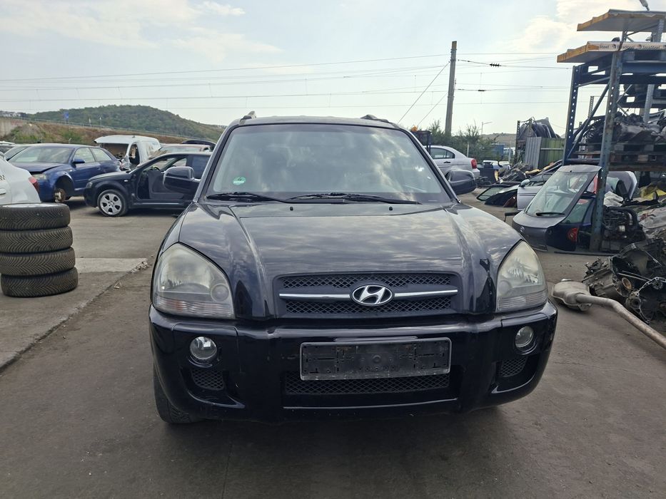 Dezmembram Hyundai Tucson, an 2008, 2.0 d, 4x4