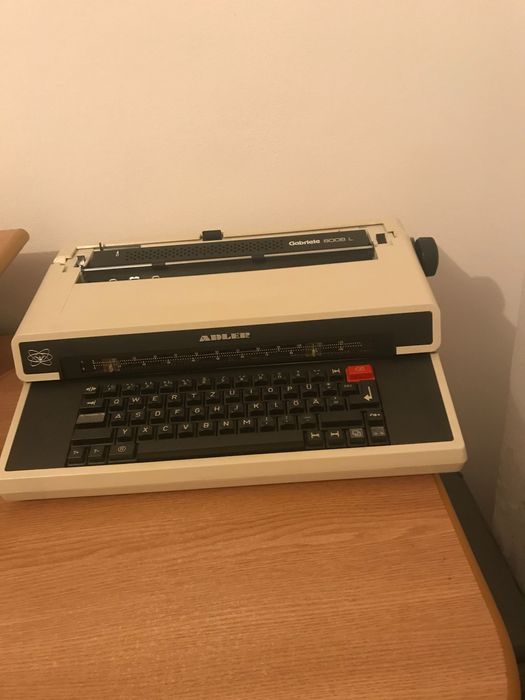 Vand mașina descris