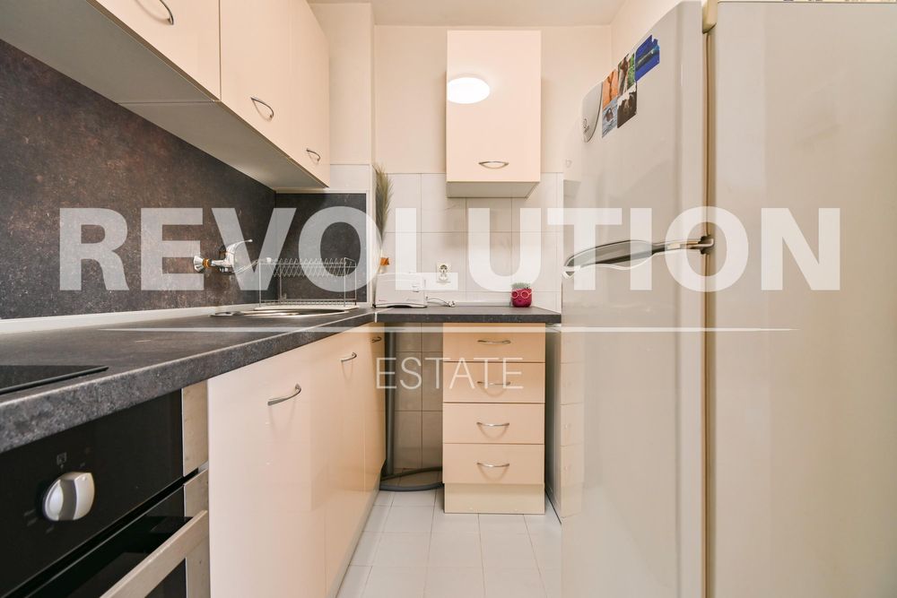 Двустаен апартамент в ж.к. Редута.