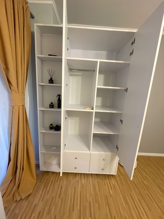 Șifonier făcut la comandă