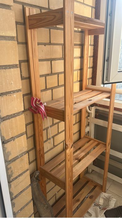 Стол и полка в отличном сост