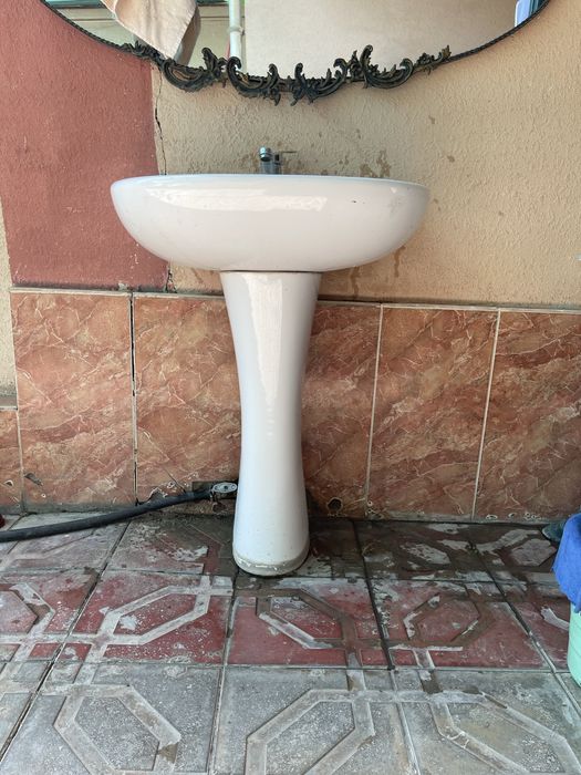 Раковина для ванны/Hanmom uchun lavabo