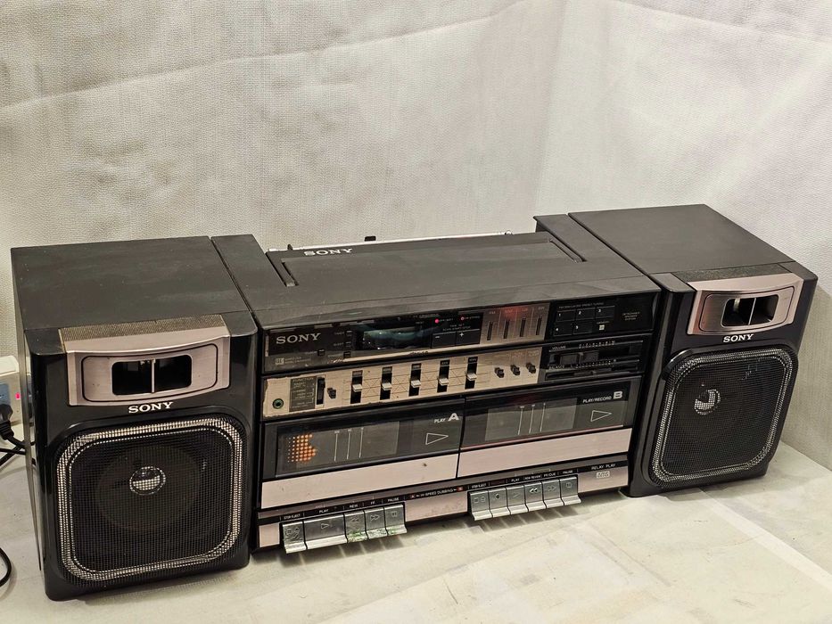Sony Cfs-w500l boombox