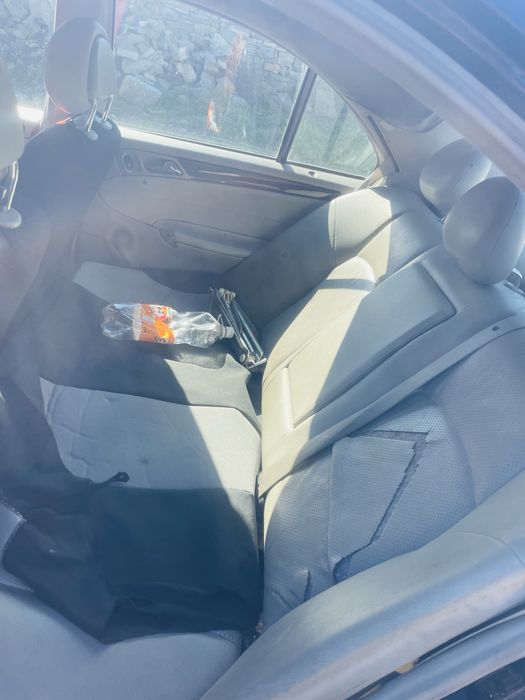 Mercedes c220 цял за части пали и върви.