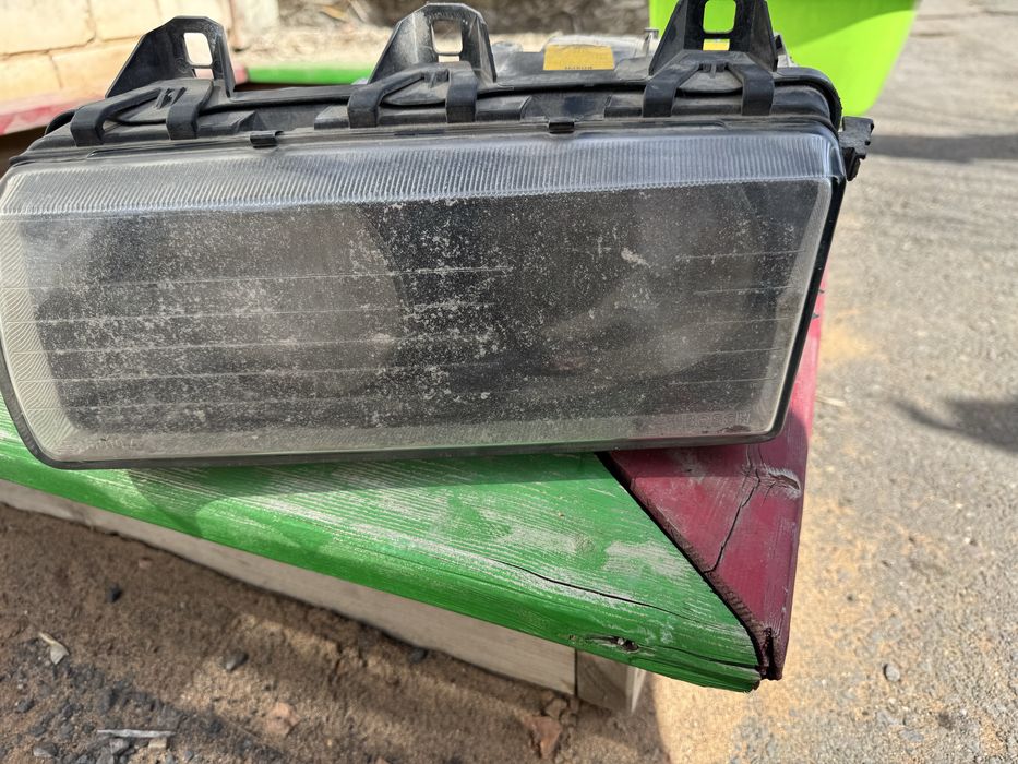 Продам фары на бмв