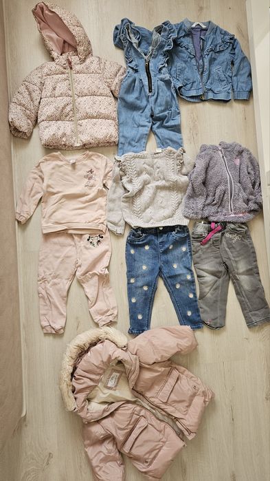 Детски дрехи в размер 18-24месеца.