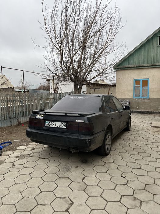 Хонда аккорд 4……..