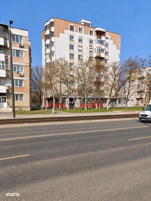 Apartament cu 4 camere decomandat, 92mp, 2 bai, Bulevardul Dimitrie