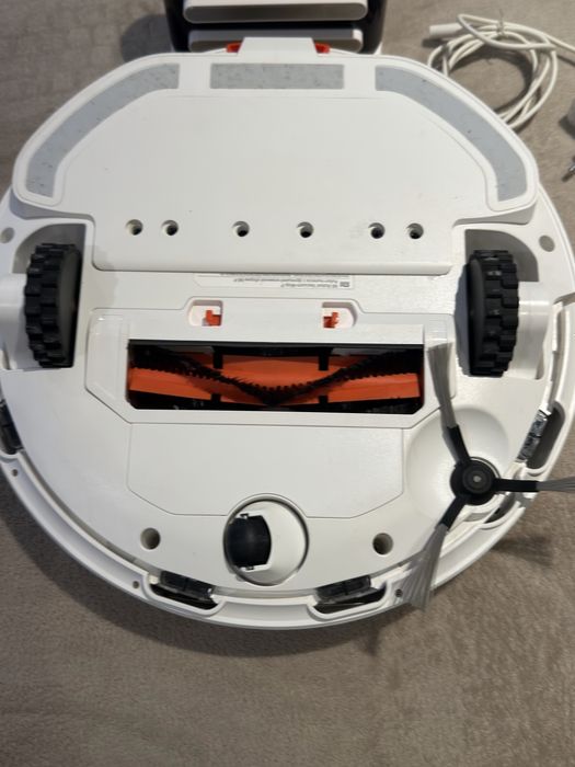 Aspirator MI robot vacum mop p