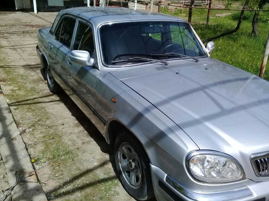 Volga GAZ 31105 avtomobil sotiladi