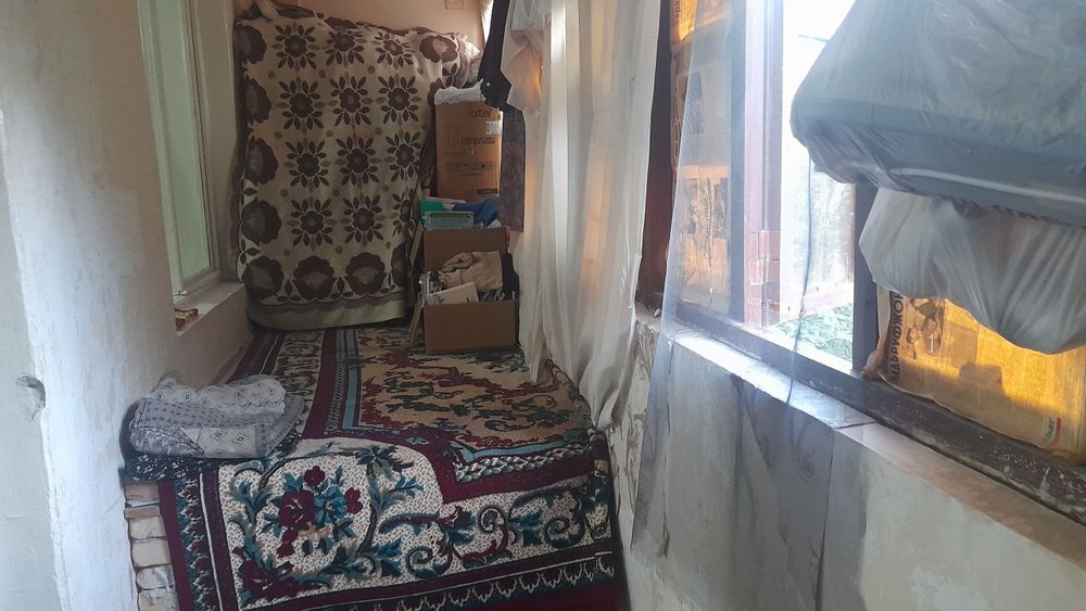 Viloyati hokimyatni oldida uy sotiladi 2 xonali 2 etaj