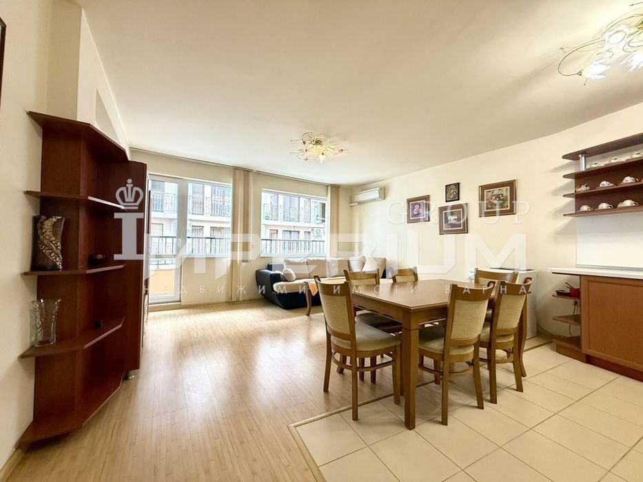 Дава се под наем Двустаен апартамент в Варна, Център - 73 кв.м за 561 € - Снимка #1