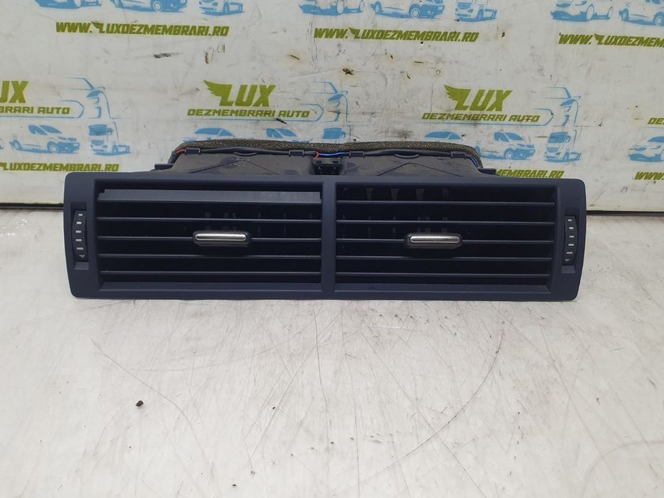 Grila ventilatie bord 8e0820951h Audi A4 B7 (2004 - 2008) 2.0 tdi BPW 2.0 tdi BPW