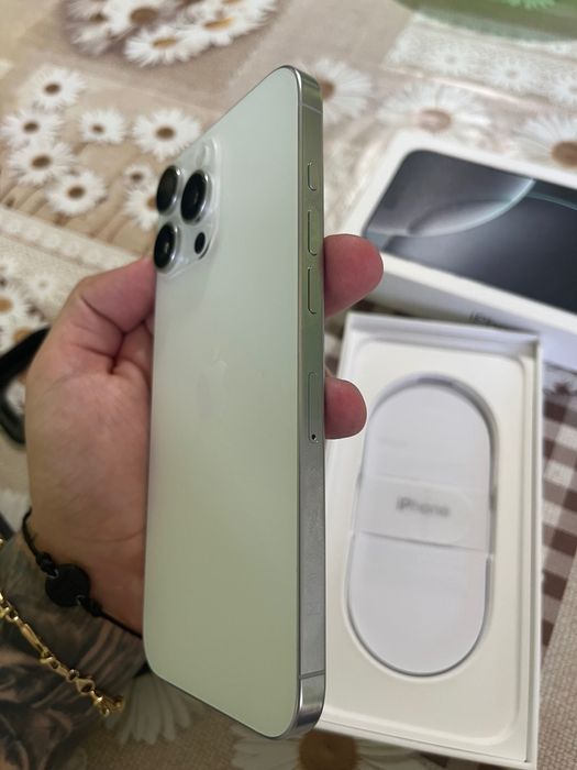 iPhone 16 pro max 256GB