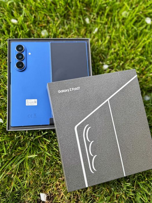 НОВ!!* Samsung Galaxy Z Fold 7 256GB – ЧИСТО НОВ! Разпечатан за преглед. Гаранция от А1 2 години*