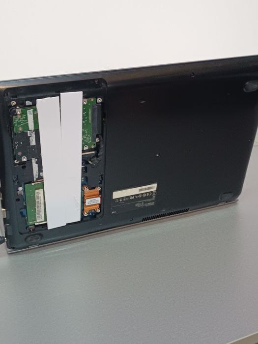 Ноутбук  Samsung