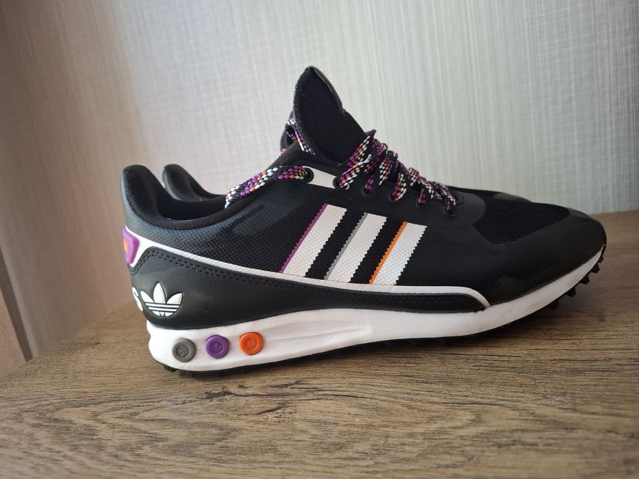 Adidas La Trainer 2 маратонки 43 номер.
