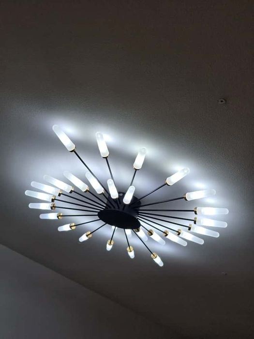 Lustra LED neagra
