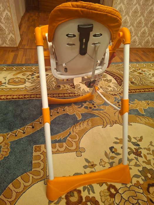 Продам детский столик