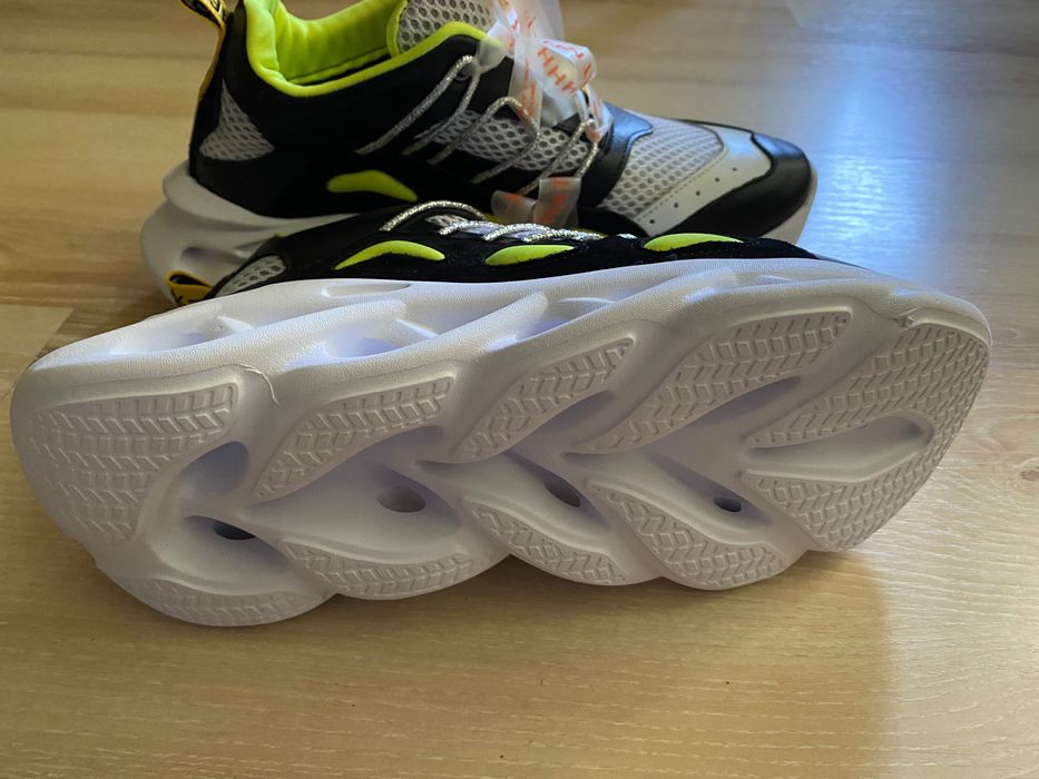 Дамски маратонки