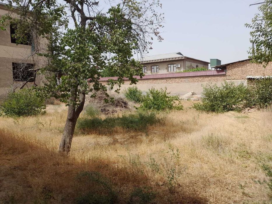 Барча шароитларга эга бўлган ховли уй-жой сотилади.