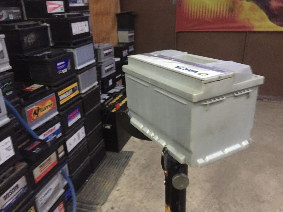 акумулатор 74 ач,гаранция,доставка приспадане за стар акумулатор