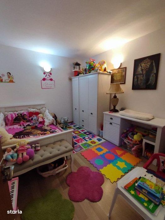 Penthouse cu priveliste, 4 camere 120 mp terasa 80 mp, ansamblu privat
