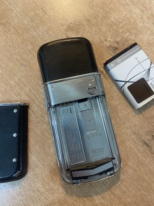 Vertu в оригенале
