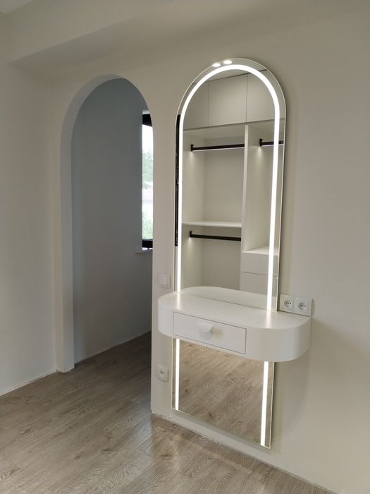 Зеркало Российская! Зеркало с сенсорным включательом! Зеркало на заказ