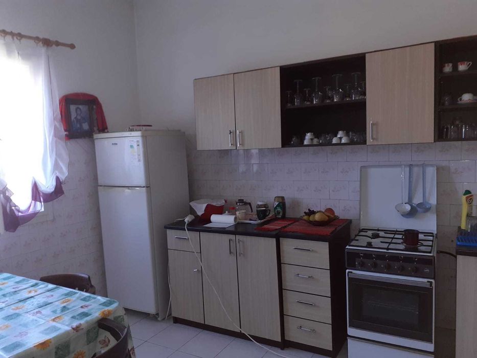 Inchiriez casa in jud Arad