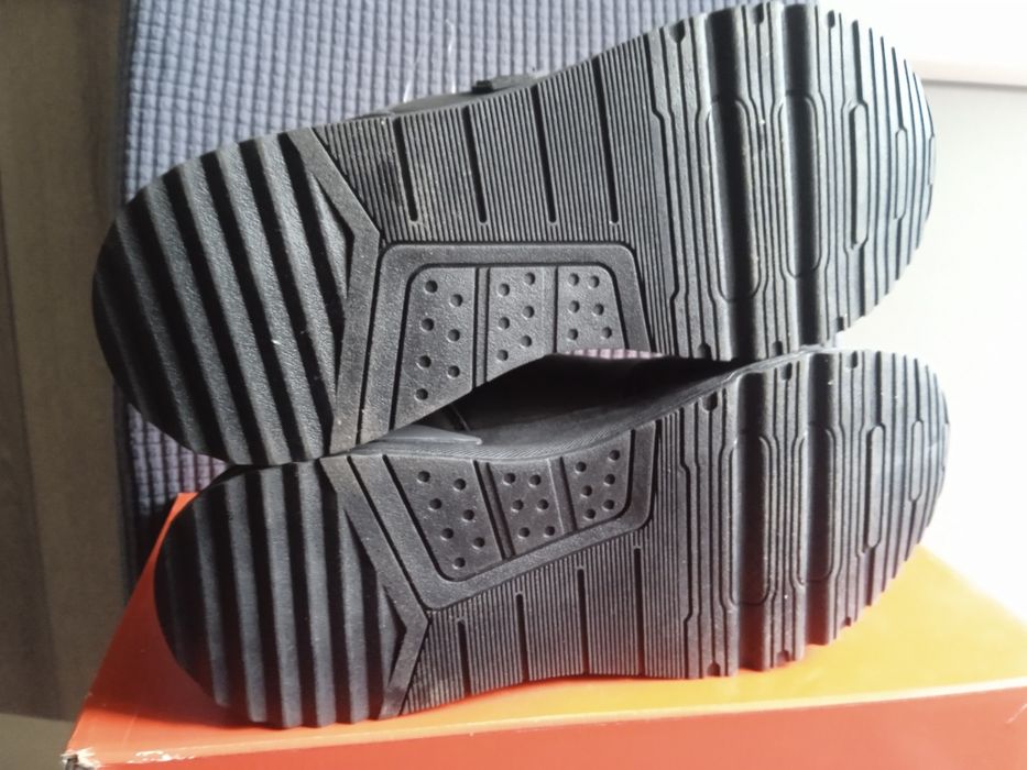 Маратонки GAP 40-40.5