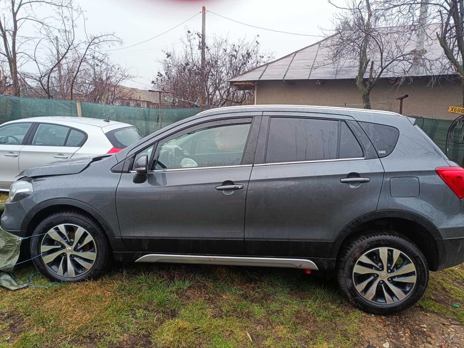 Suzuki Sx4 s-cross , avariat