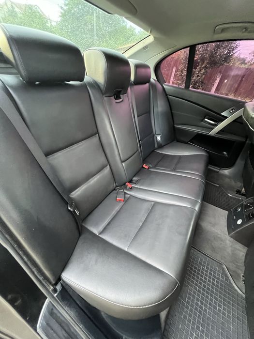 BMW E60 2.0D.  Automat