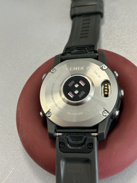 Часовник Garmin Fenix 7 47 mm - Гаранция още 11 месеца