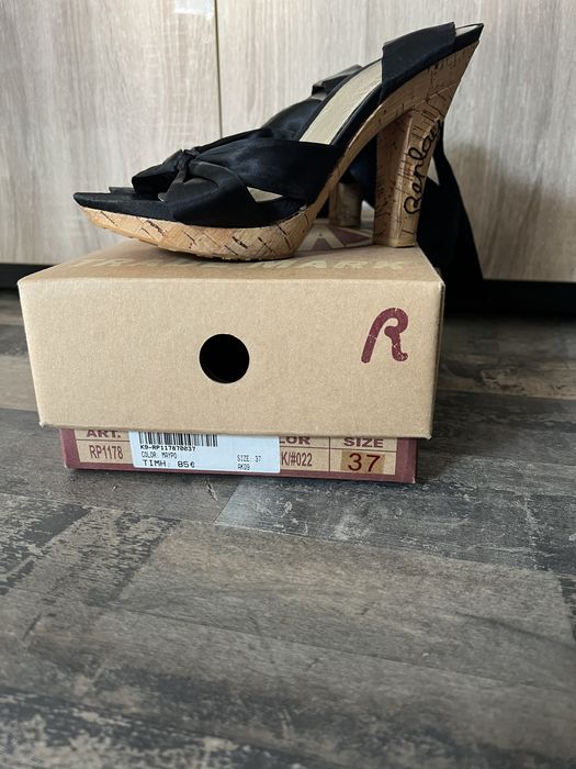 Сандали Replay с висок ток