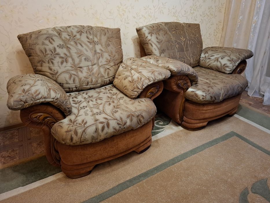 Продам мягкую мебель.