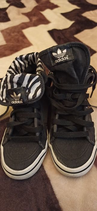 Baschet Adidas , Nr.36 , Vietnam