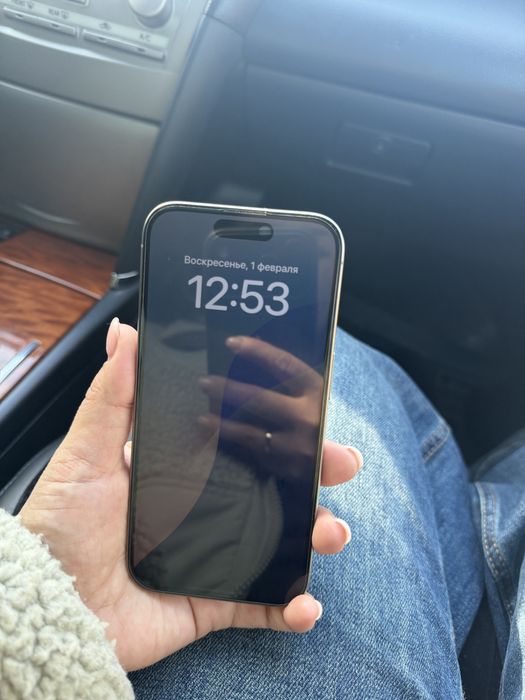 iphone 15 pro, в отличном состоянии